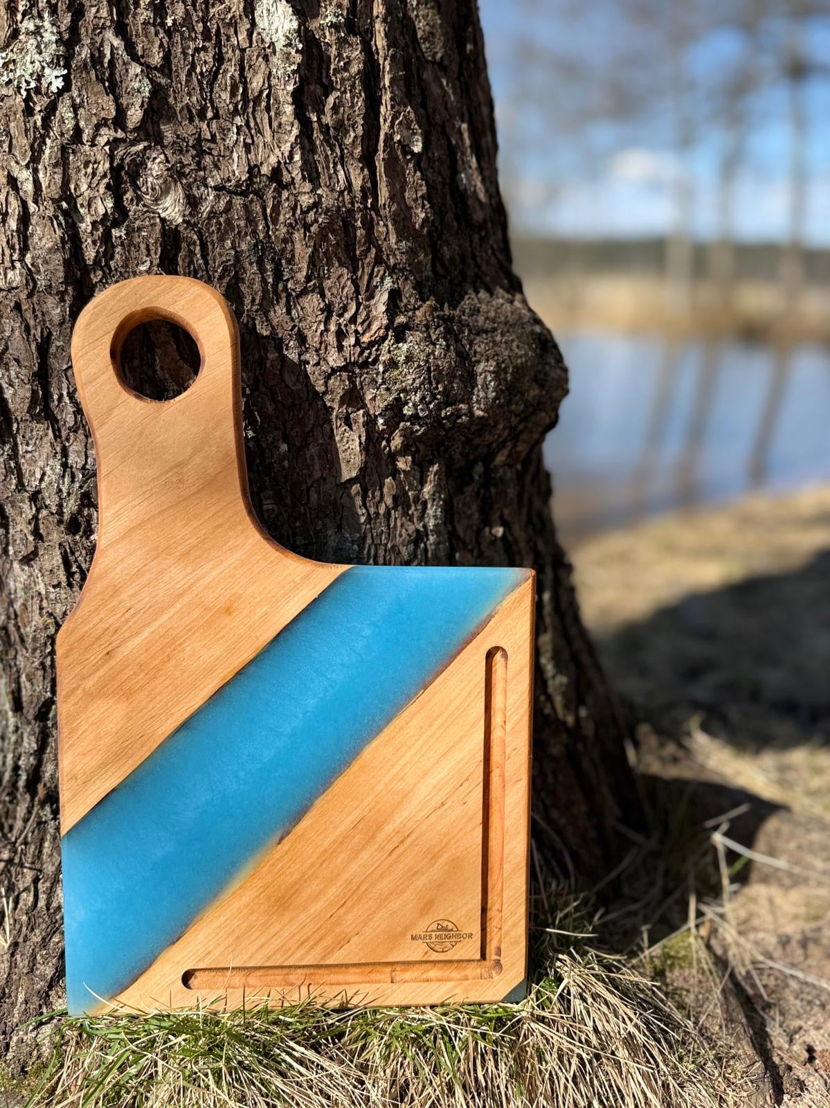 Serving Board – Nordic Flow Edition (Handle)