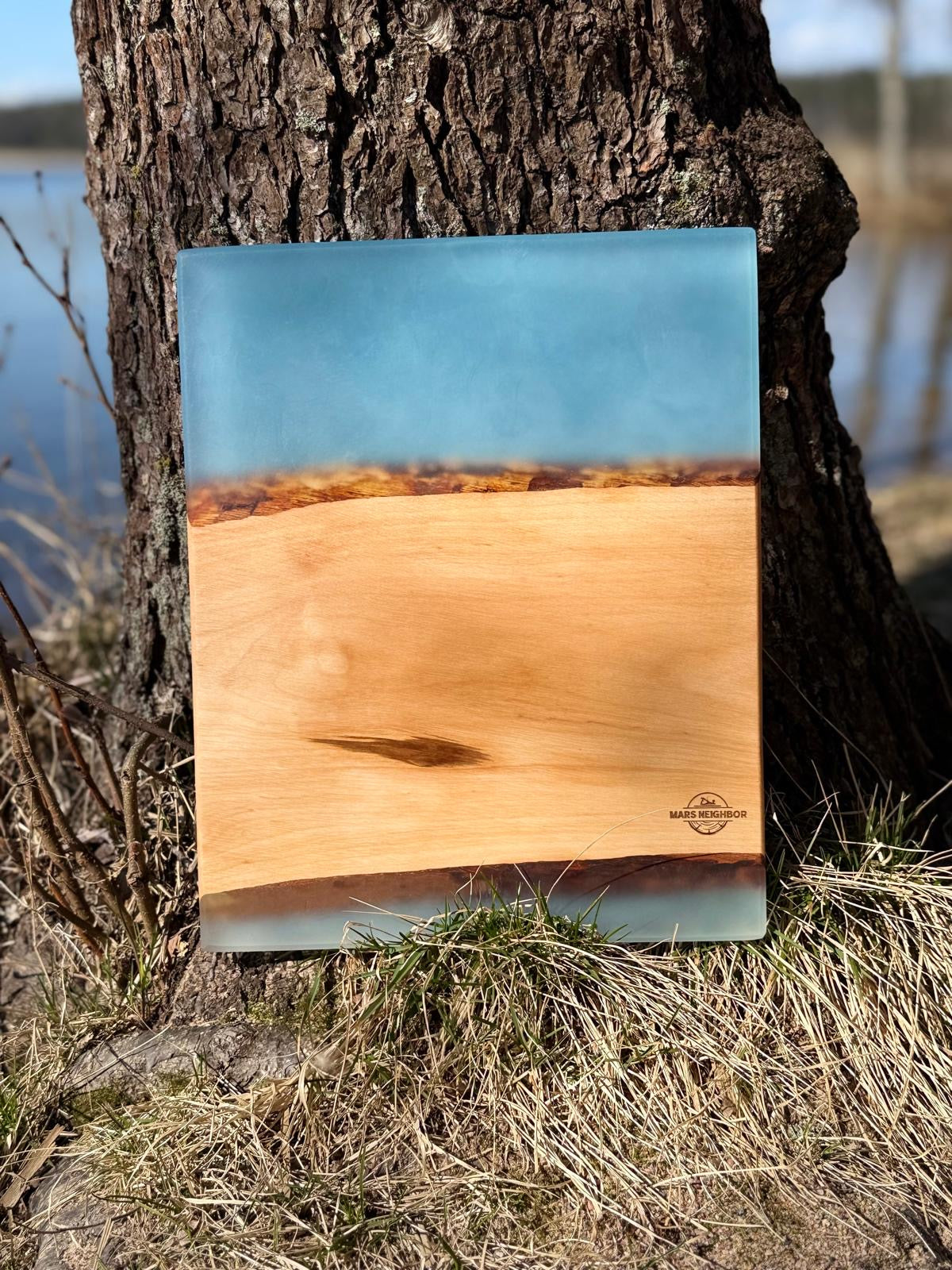 Serving Board – Natural Edge Luxury Edition